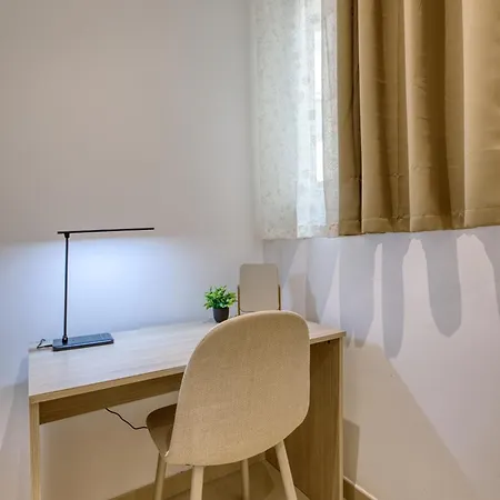 Spacious 3br Flat, Equipped Kitchen, Pool Table * Ta Xbiex