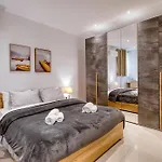 Spacious 3br Flat, Equipped Kitchen, Pool Table Ta Xbiex
